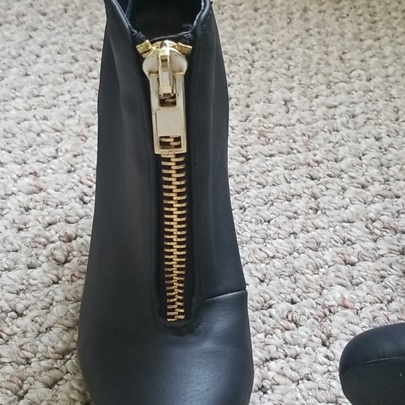 COPY - Michael Antonio black heels size 7.5 - Picture 6 of 11